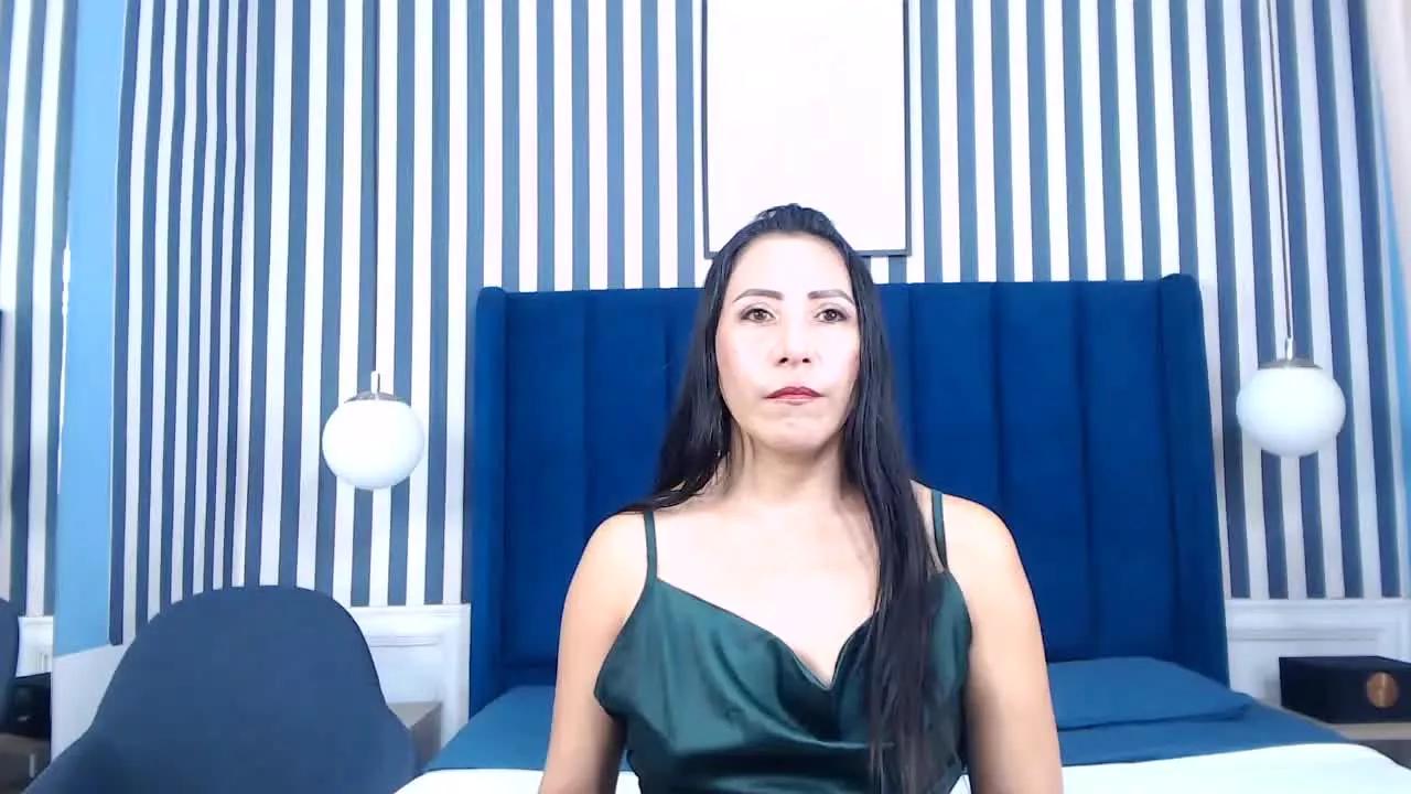 Vivivenne54 on Streamray 