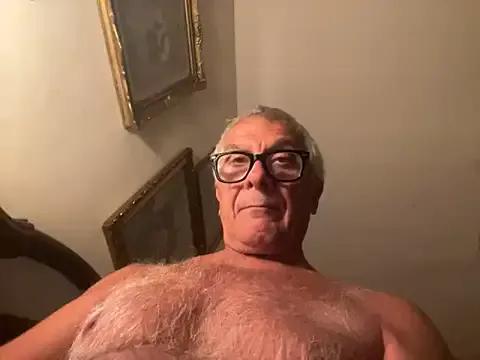 4n4l1zz4m1 on StripChat 