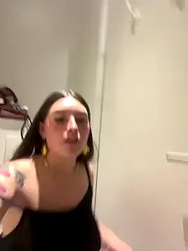 aaaaamy_1 on StripChat 