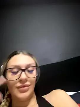 AbbySummerFun on StripChat 