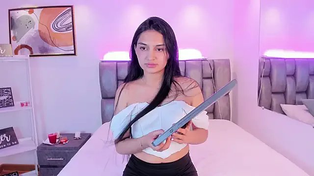 AidaJones on StripChat 