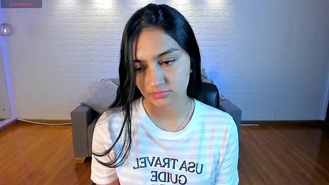 AidaJones on StripChat 