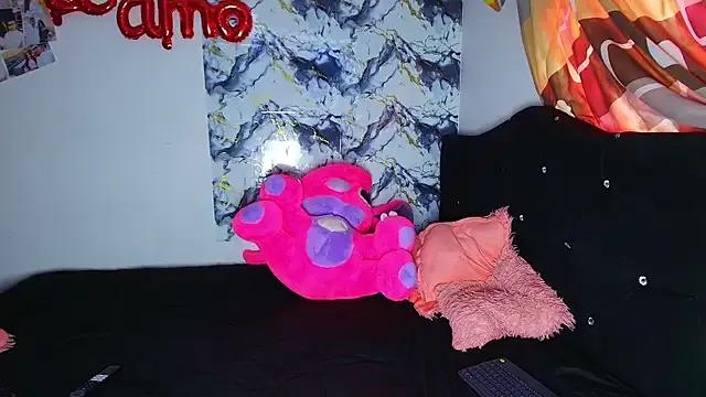 aila_love on StripChat 