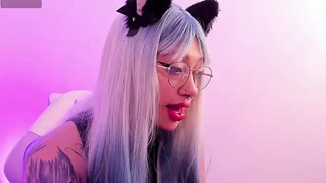 Akari1_Mischief on StripChat 