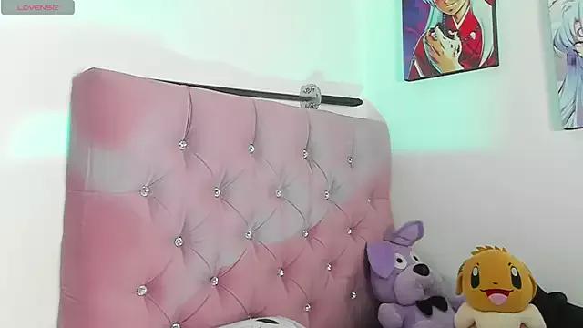 Akari1_Mischief on StripChat 