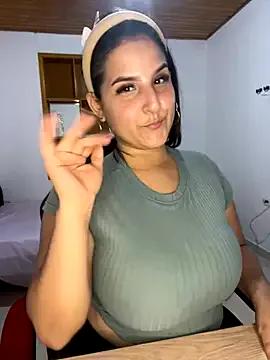 Alina0 — Spank my tits very hard x 20