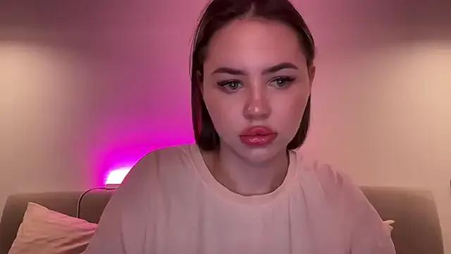 AlmaryKim on StripChat 