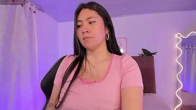 Amara_tay on StripChat 