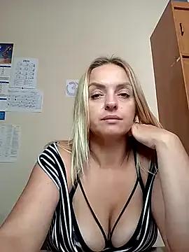 Ami_Foxy — Blowjob with a dildo