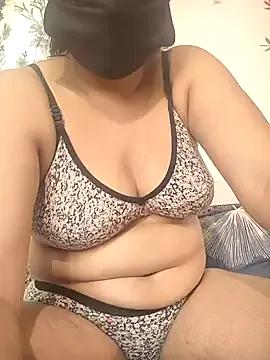 Ananyasingh47 on StripChat 