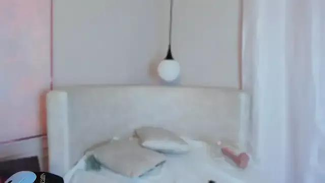anna_lorenss on StripChat 