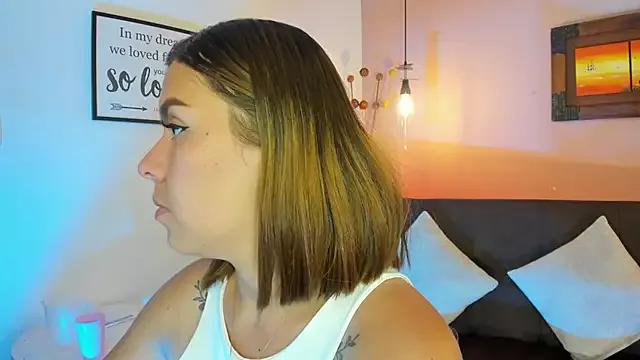 ArianaBaker on StripChat 