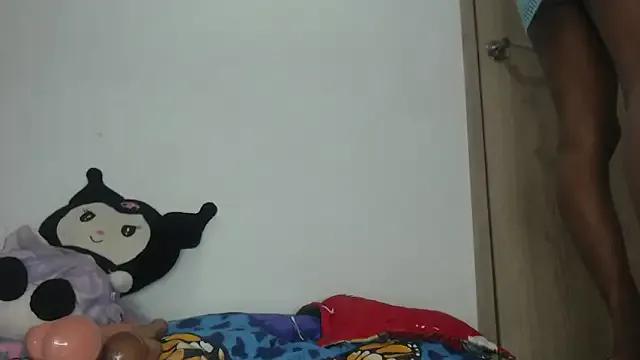 avaleri_cherry on StripChat 