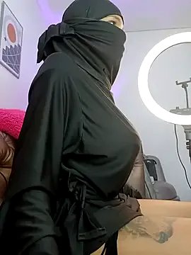 azahara_faraah on StripChat 