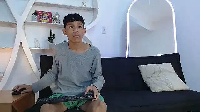 BEAUTY_BOYS1 — SHOW ASS HOT