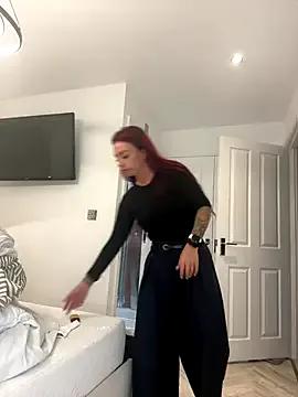 BELLABLACKXUK on StripChat 