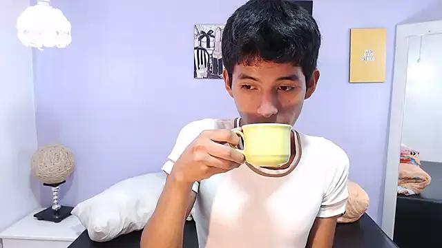 bellamy_094 on StripChat 