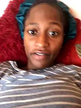 Caramel102004 on StripChat 