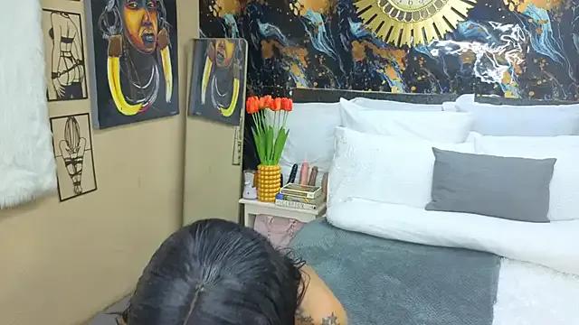 CaramelNatashaxx on StripChat