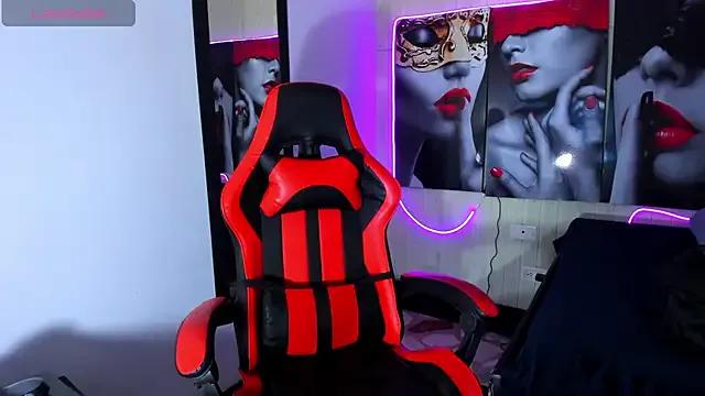 Catalehia_Milk on StripChat 