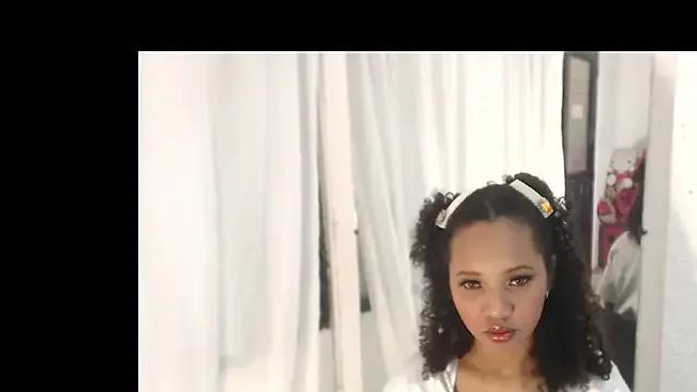 cataleyah_07 on StripChat 