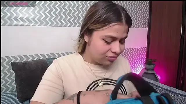 CataleyaWilson369 on StripChat 