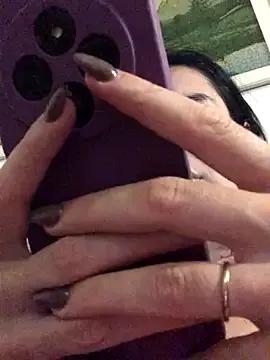 Catmila94 — Gozar baixinho e gostoso 