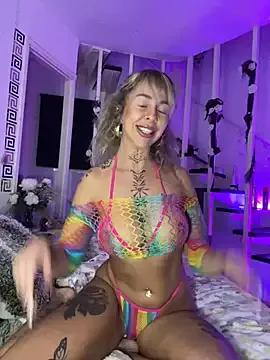 CheekyChels on StripChat 