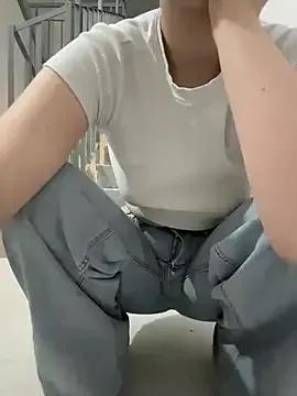 Cumonmme — Show boobs baby