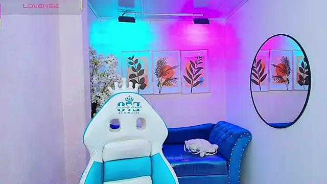 Dafne_huges — show titis