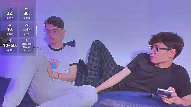 dani_angel_dark — Kiss