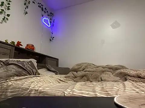DirtyLittleKimberleigh — booty spread + wink