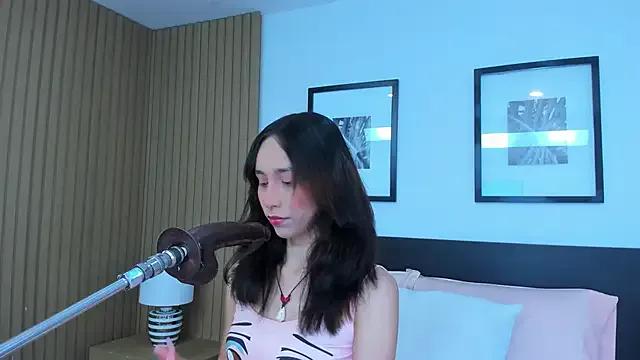 doll_bella_ on StripChat 