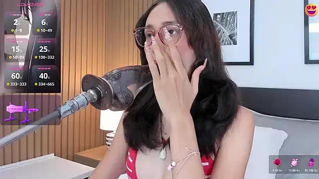 doll_bella_ on StripChat 