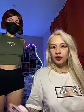 Dooubletroublee on StripChat 