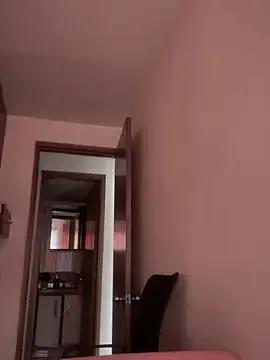 DulceLenns — Freechat on StripChat