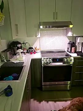 Ellie-L-Elizabeth on StripChat 