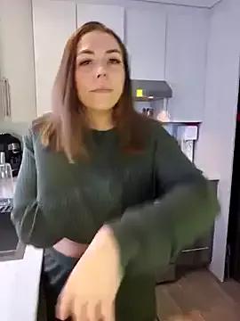 Ellie-L-Elizabeth on StripChat 