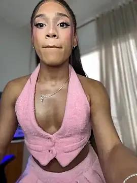 Emaa- on StripChat 