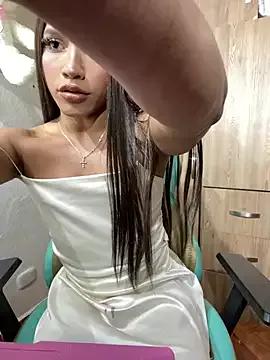 Emaa- on StripChat 