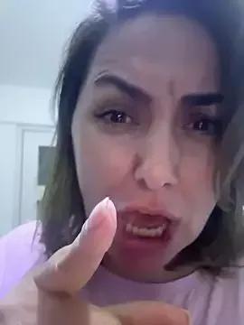 Emma_roqueen on StripChat 