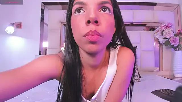 emma_waltonn on StripChat 