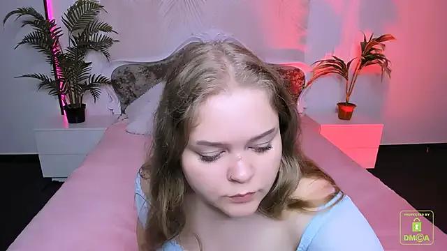 Erica__Alta — Suck a finger and see in camer