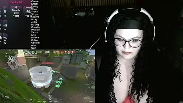 EveBaker04 on StripChat 
