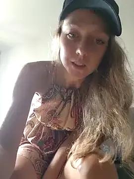 Eveline_Beauty_Kitty — Fingerring in fiting room