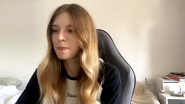 FruityXo — Keep me in doggy