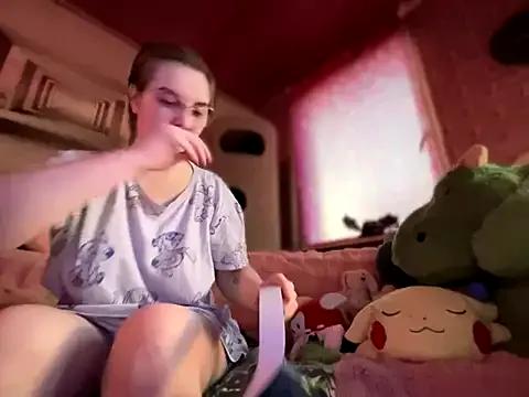 GamerGirl_Eve — Last tip gets 1 min crl