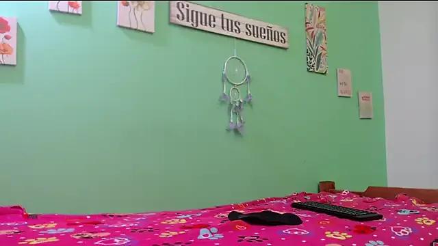 gatitasexygatitasexy — undress