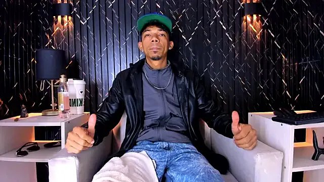 Gregory_Sforza on StripChat 