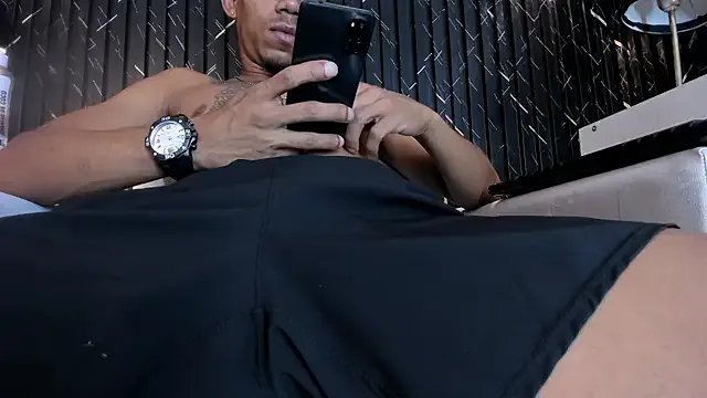 Gregory_Sforza on StripChat 